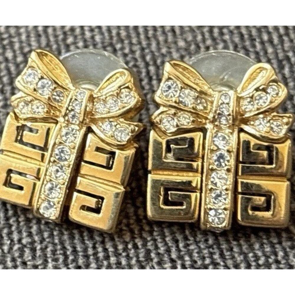 Vtg Givenchy G Logo Gift Box Earrings Rhinestone Bow Gold Tone Signed - Picture 9 of 12
